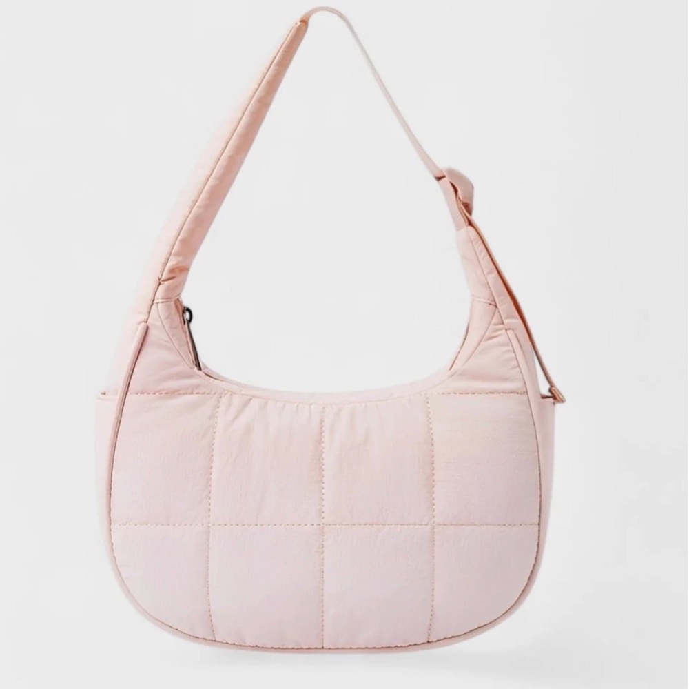 Quilted Shoulder Bag in Light Pink